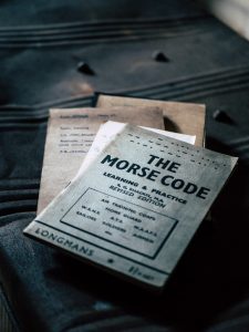 Folios con código Morse