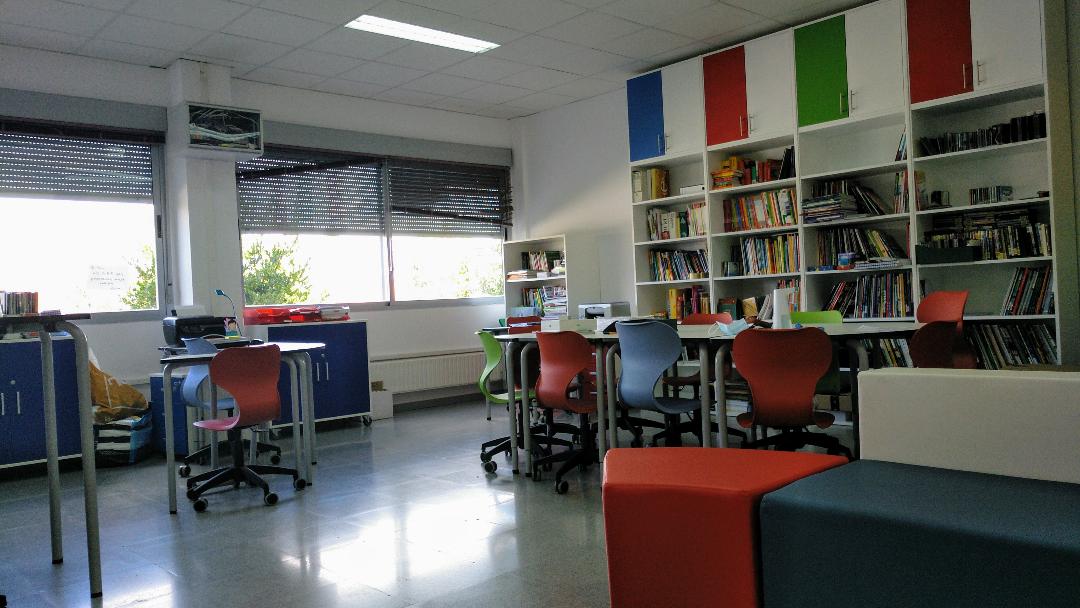 Distintos espacios de la sala del profesorado