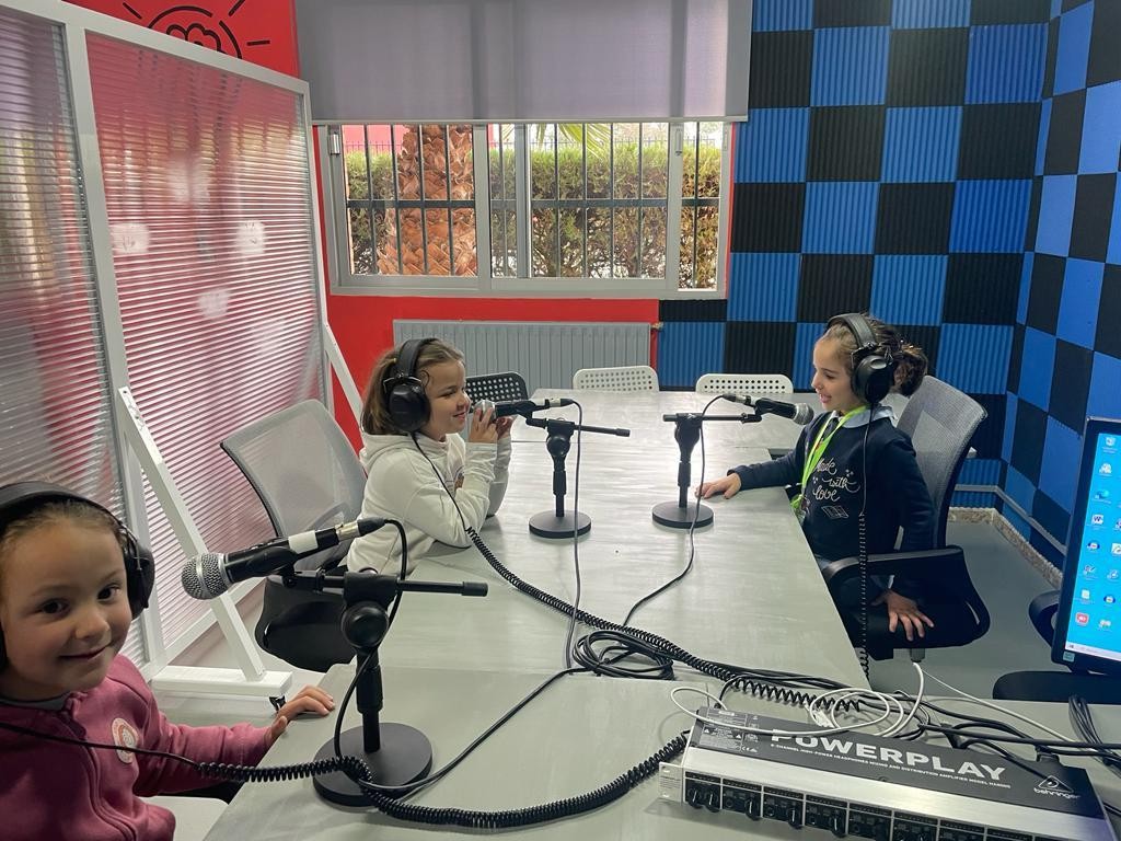 CEIP El Almendral - Radio